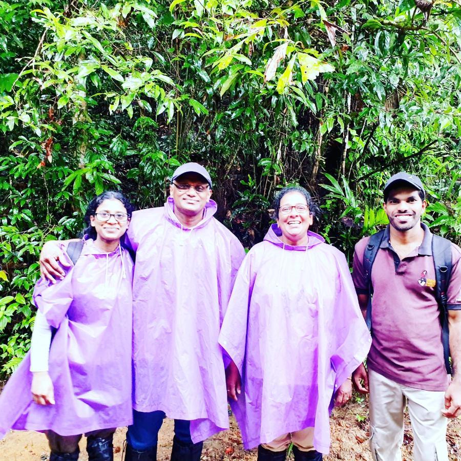 Sinharaja Forest Edge Deniyaya Luaran gambar