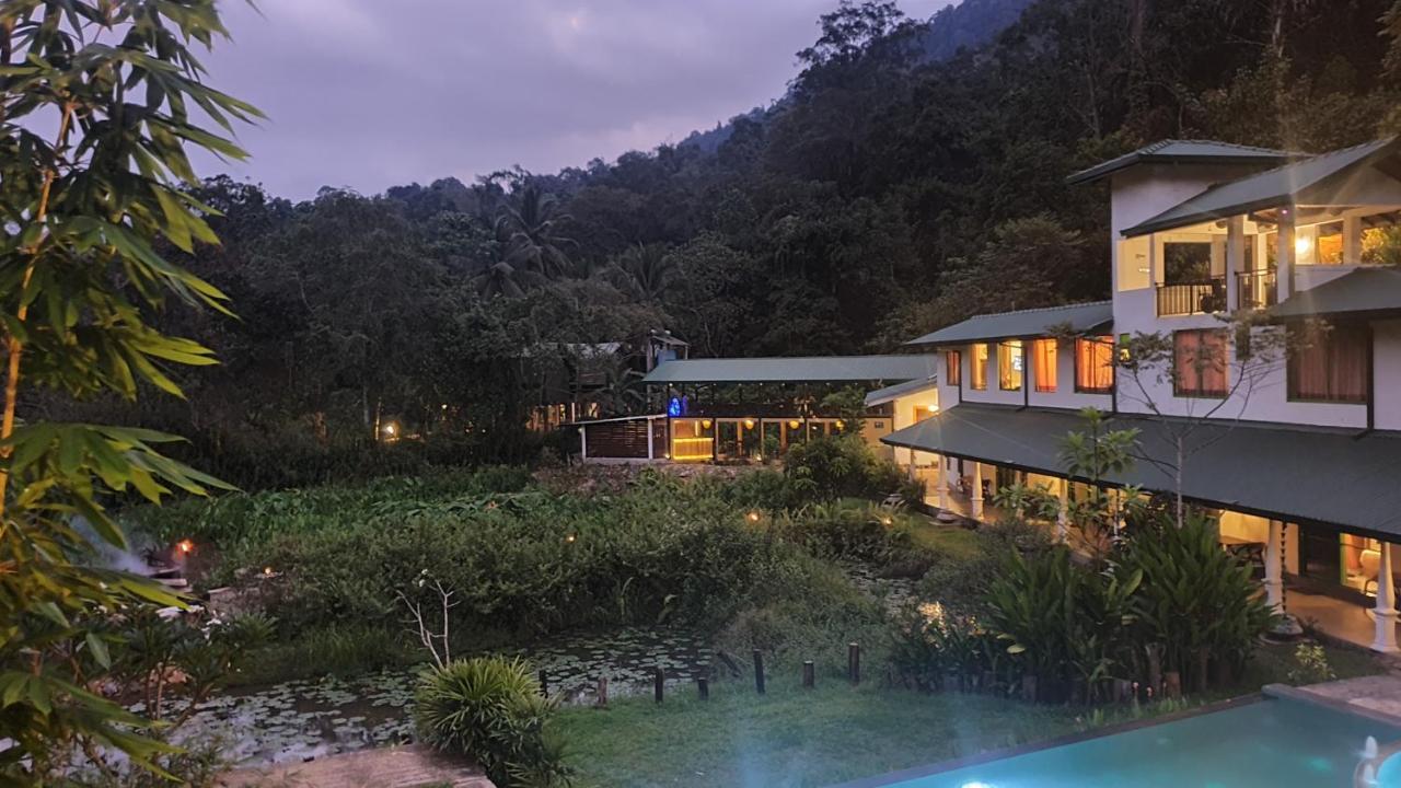 Sinharaja Forest Edge Deniyaya Luaran gambar
