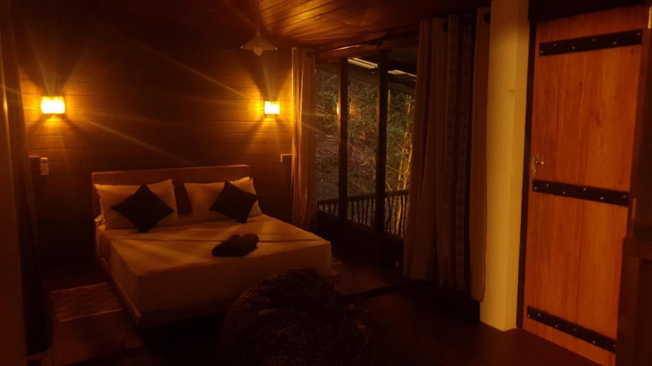 Sinharaja Forest Edge Deniyaya Luaran gambar
